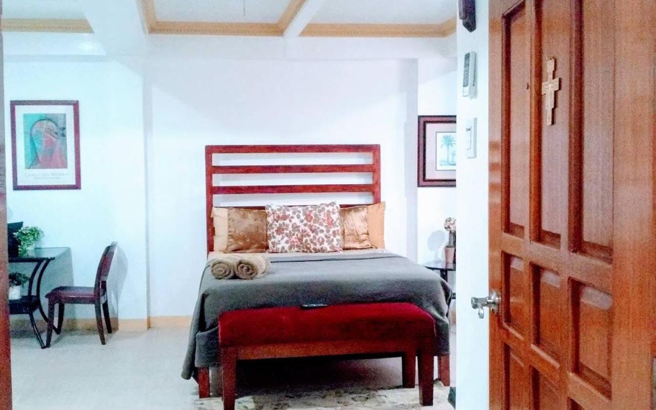 The Saint Joseph Residential Suites Lucena Exterior foto